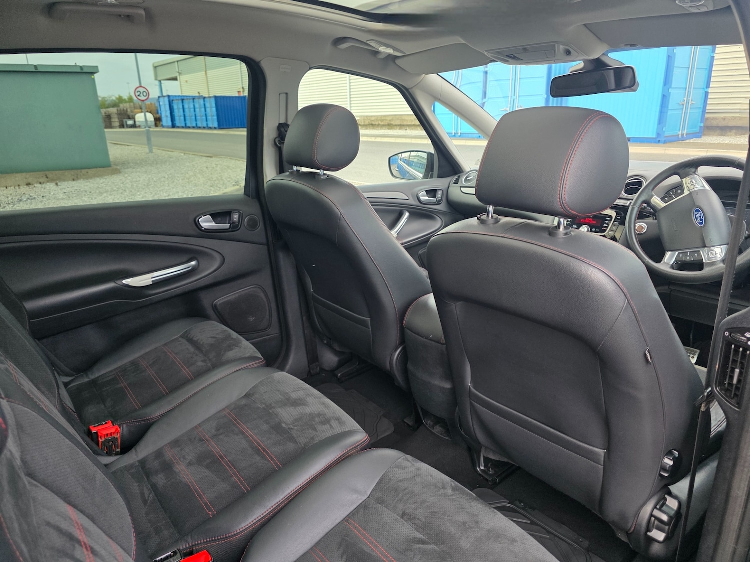 Used Ford S-Max 2011 for sale - 76896826: Photo 19