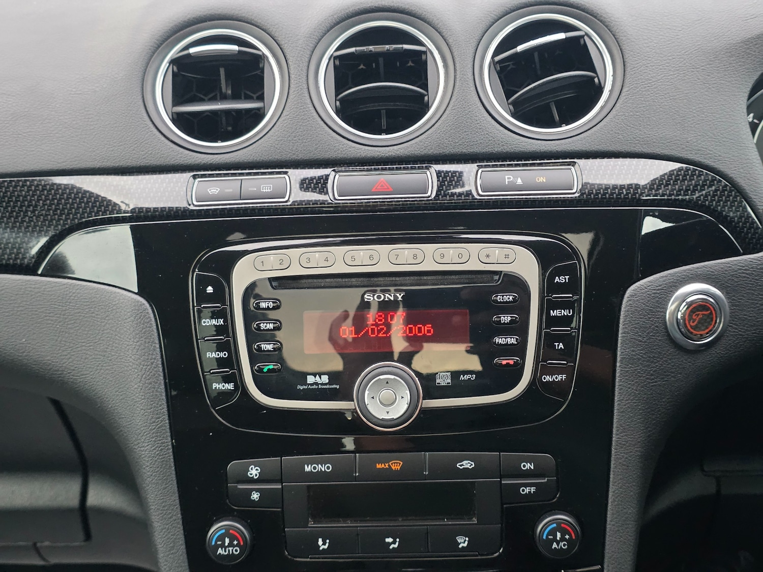 Used Ford S-Max 2011 for sale - 76896826: Photo 23