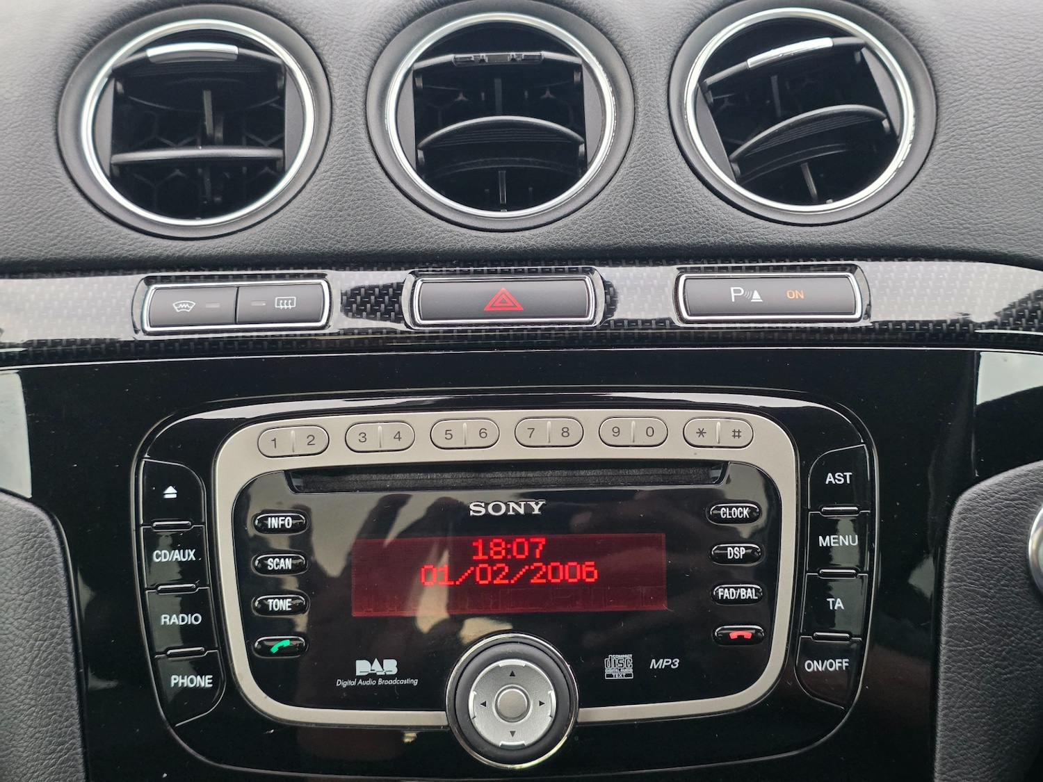 Used Ford S-Max 2011 for sale - 76896826: Photo 24