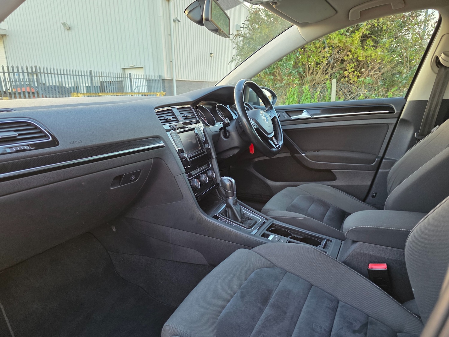 Used Volkswagen Golf 2013 for sale - 76653727: Photo 12