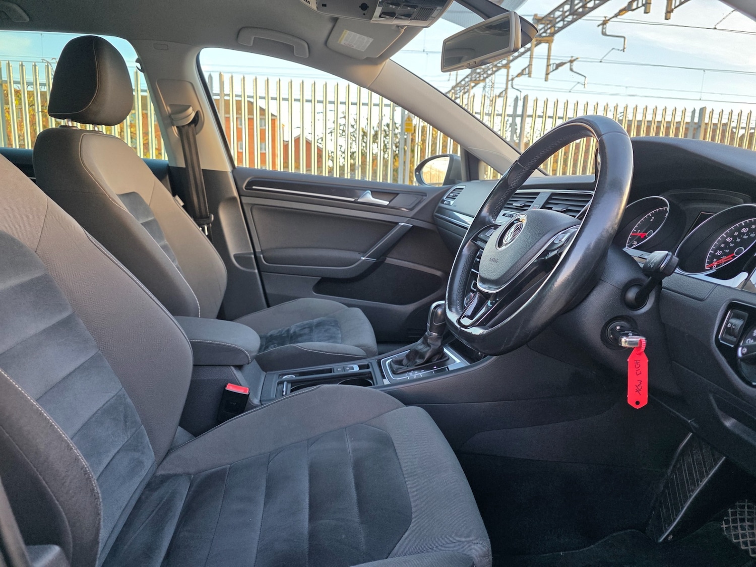 Used Volkswagen Golf 2013 for sale - 76653727: Photo 17