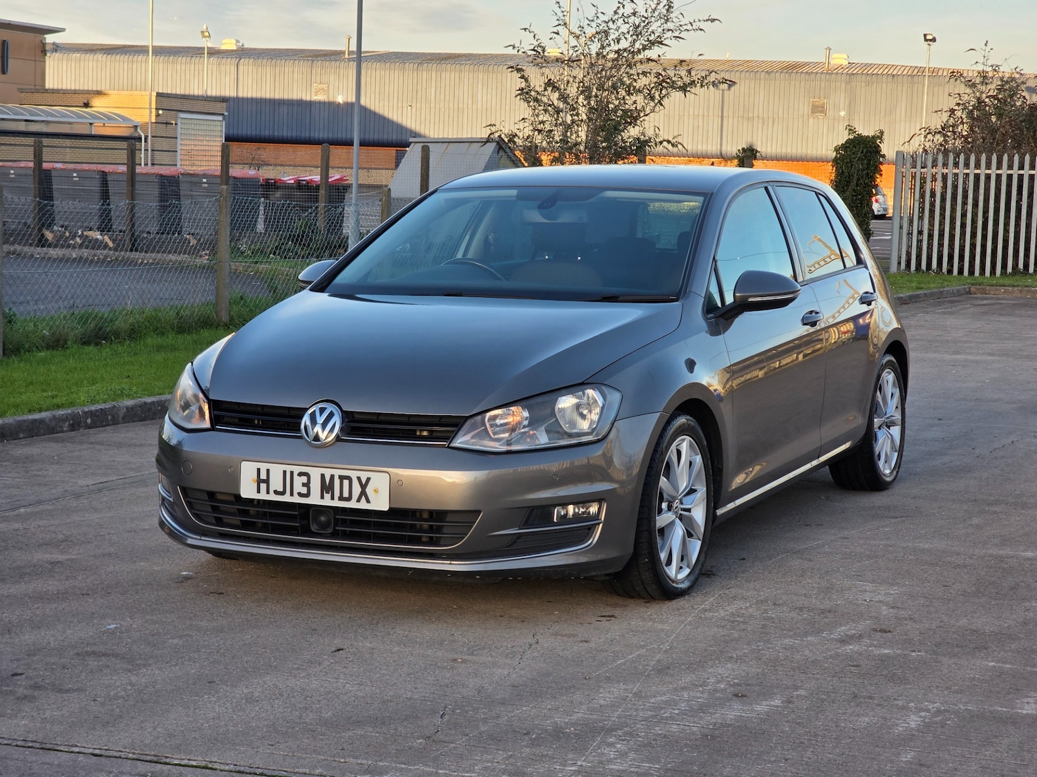 Used Volkswagen Golf 2013 for sale - 76653727: Photo 6