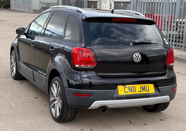 Used Volkswagen Polo 2011 for sale - 74190814: Photo 17