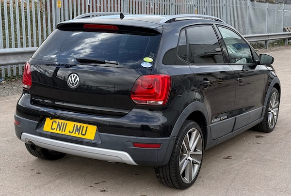 Used Volkswagen Polo 2011 for sale - 74190814: Photo 6