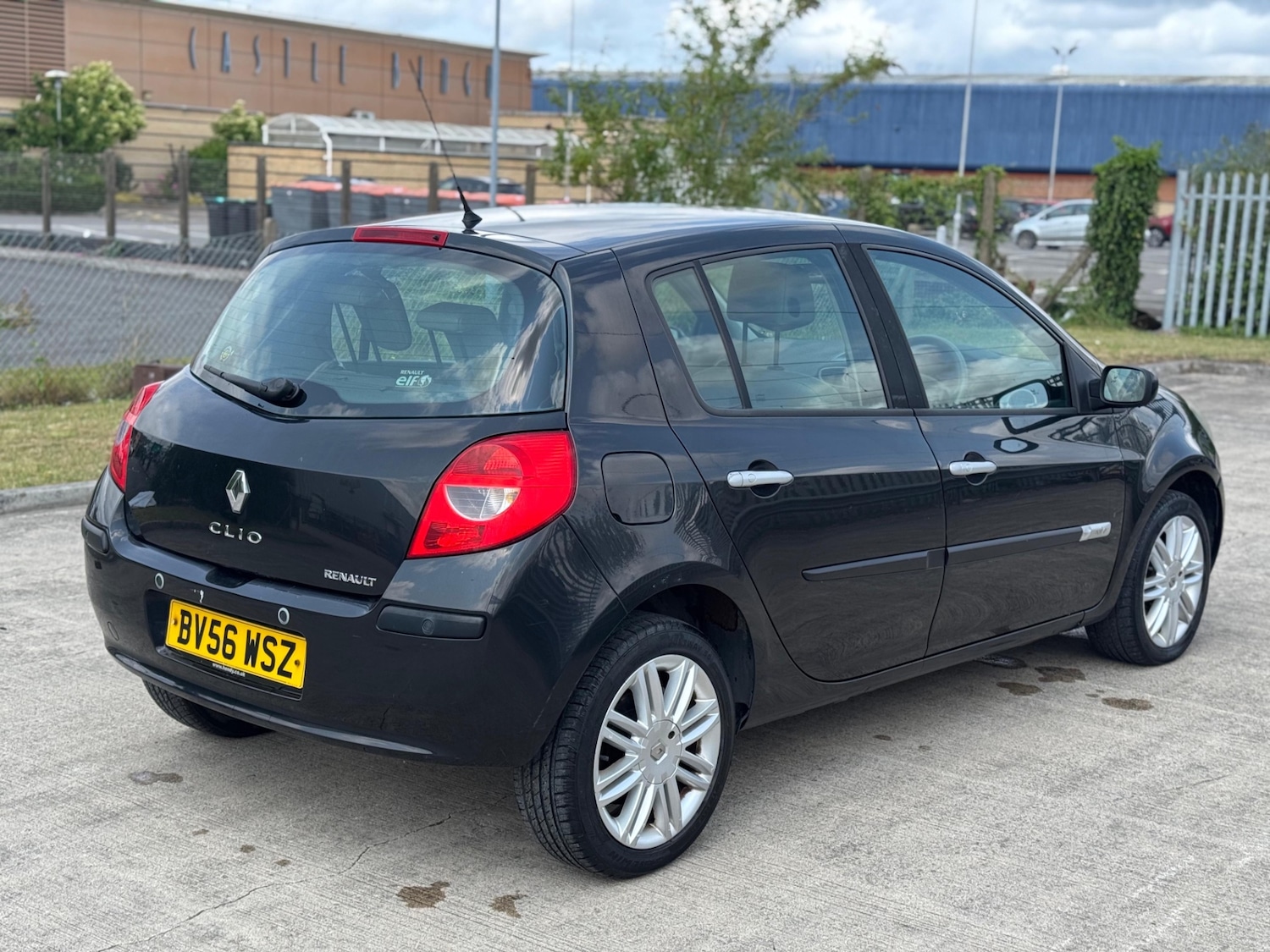 Vehicle 5