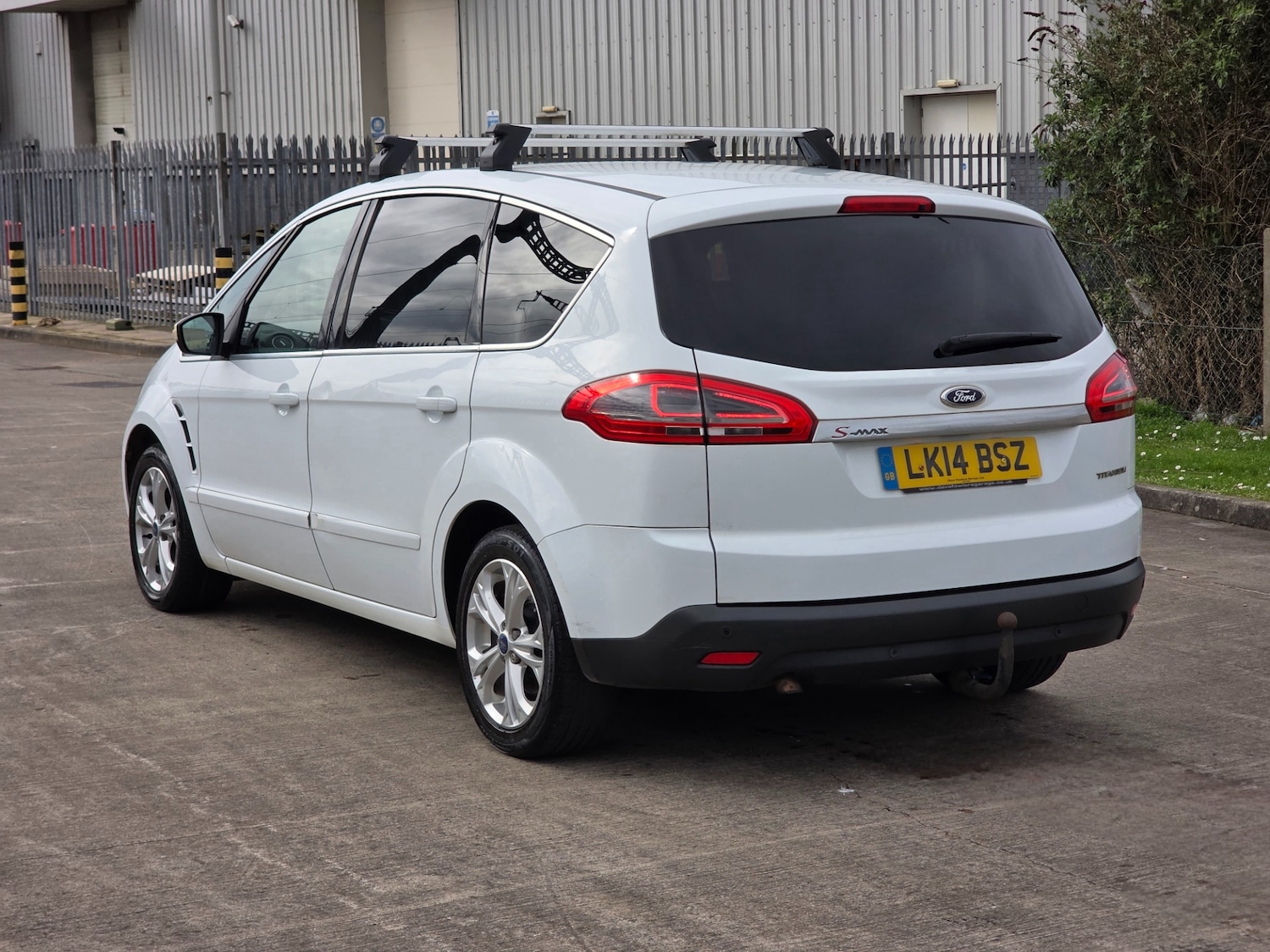 Used Ford S-Max 2014 for sale - 77818198: Photo 7