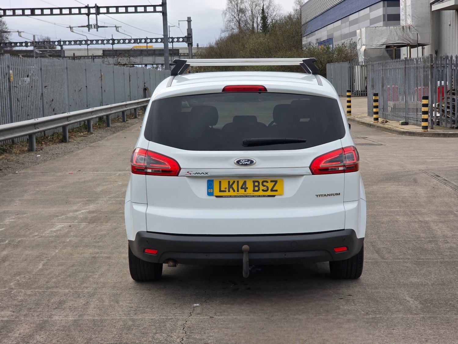 Used Ford S-Max 2014 for sale - 77818198: Photo 9