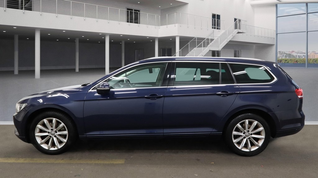 Used Volkswagen Passat 2017 for sale - 76379593: Photo 6