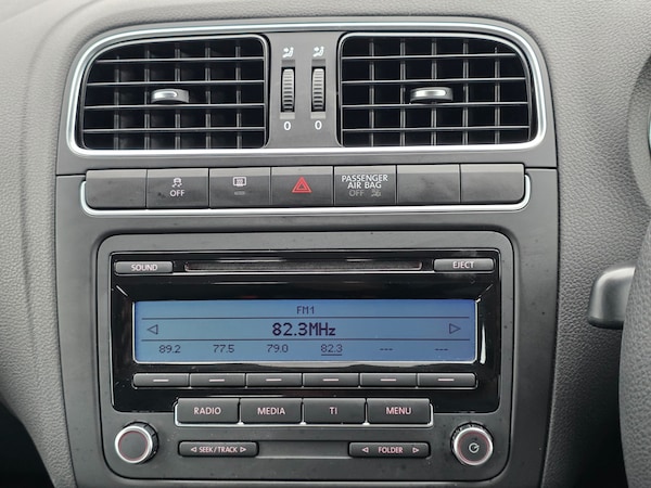 Used Volkswagen Polo 2011 for sale - 74330545: Photo 20