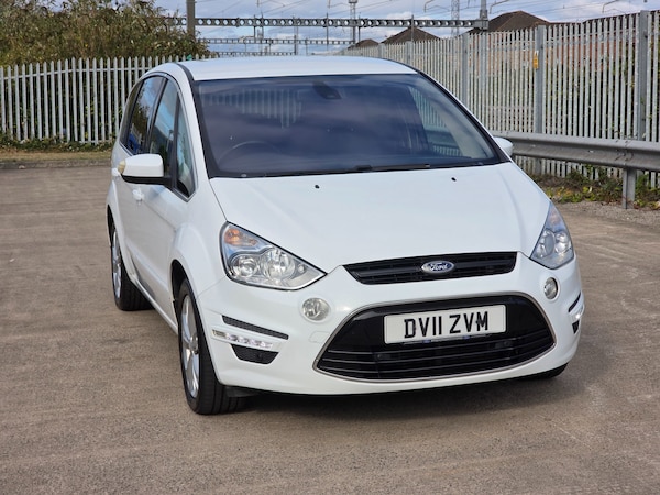 Used Ford S-Max 2011 for sale - 75584612: Photo 2