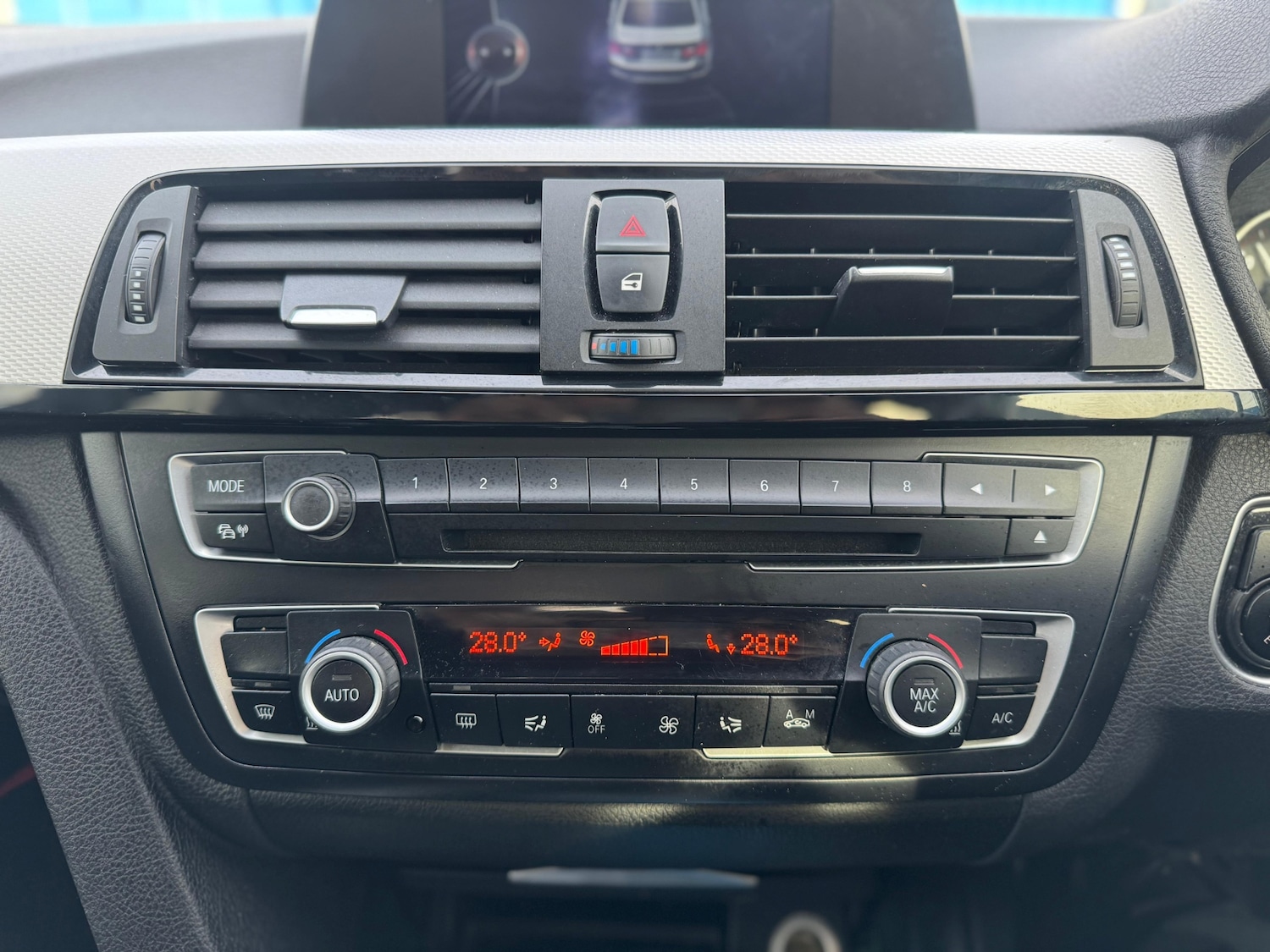 Used BMW 3 Series 2014 for sale - 77558425: Photo 19