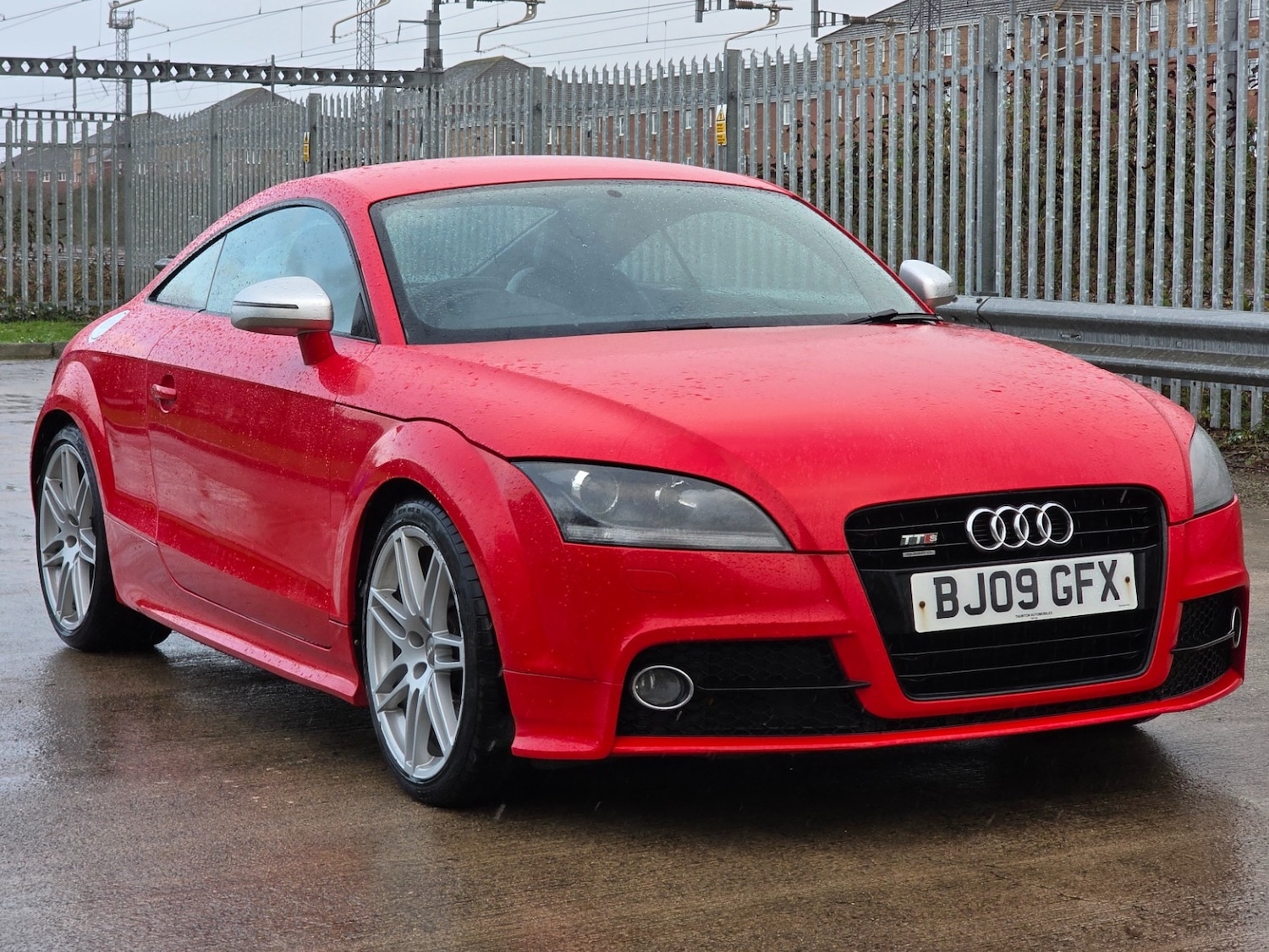 Used Audi TT 2009 for sale - 76738514: Photo 2
