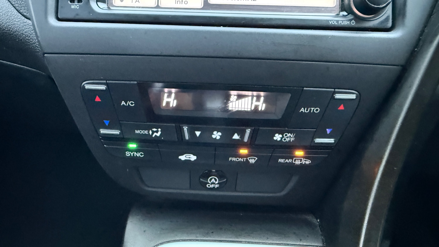 Used Honda Civic 2014 for sale - 77382018: Photo 18