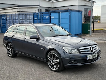 Used Mercedes-Benz C-Class 2011 for sale - 76117267: Photo