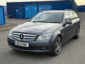 Used Mercedes-Benz C-Class 2011 for sale - 76117267: Photo