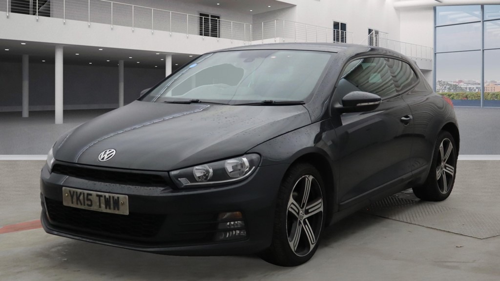 Used Volkswagen Scirocco 2015 for sale - 76379591: Photo 2