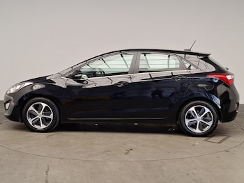 Used Hyundai i30 2016 for sale - 79231653: Photo