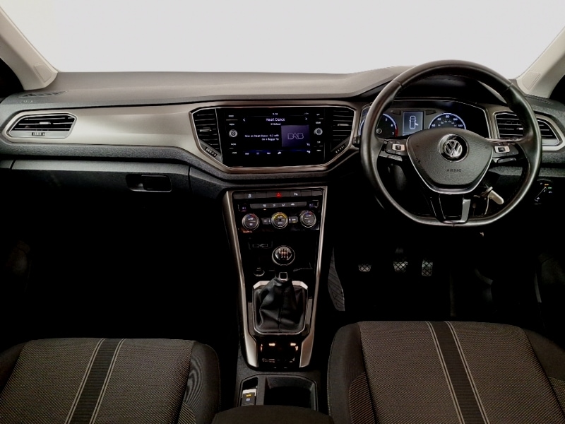 Used Volkswagen T-Roc 2018 for sale - 76639123: Photo 2