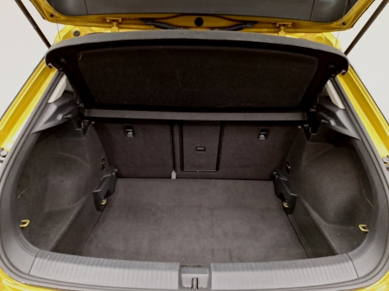 Used Volkswagen T-Roc 2018 for sale - 76639123: Photo 8