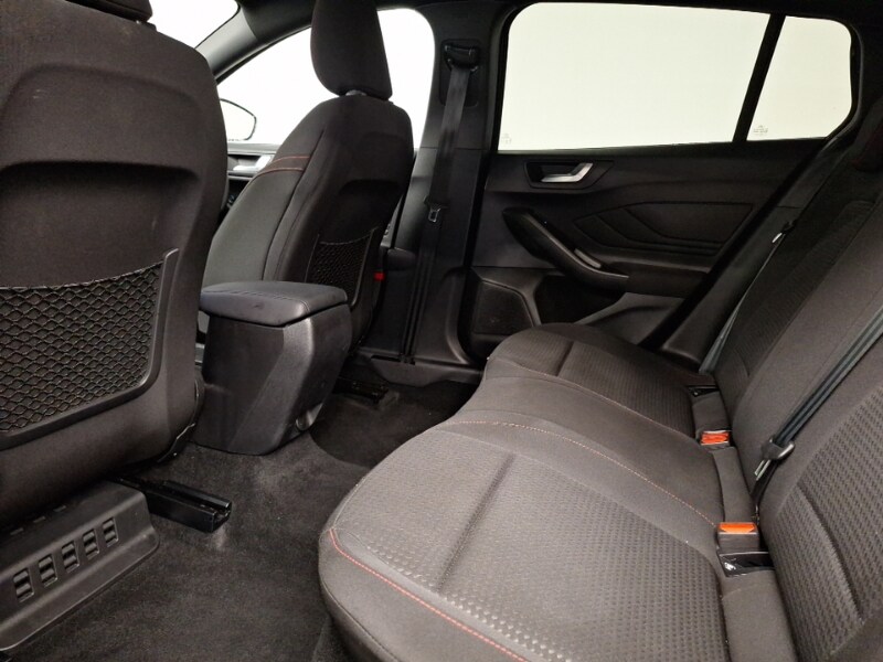 Used Ford Focus 2023 for sale - 78013477: Photo 6