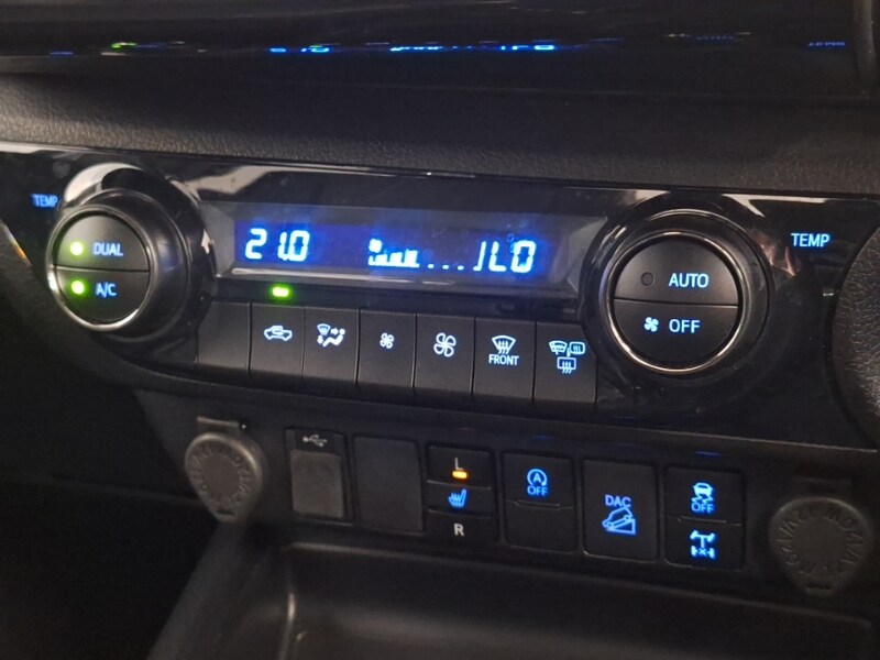 Used Toyota Hilux 2023 for sale - 78093754: Photo 15