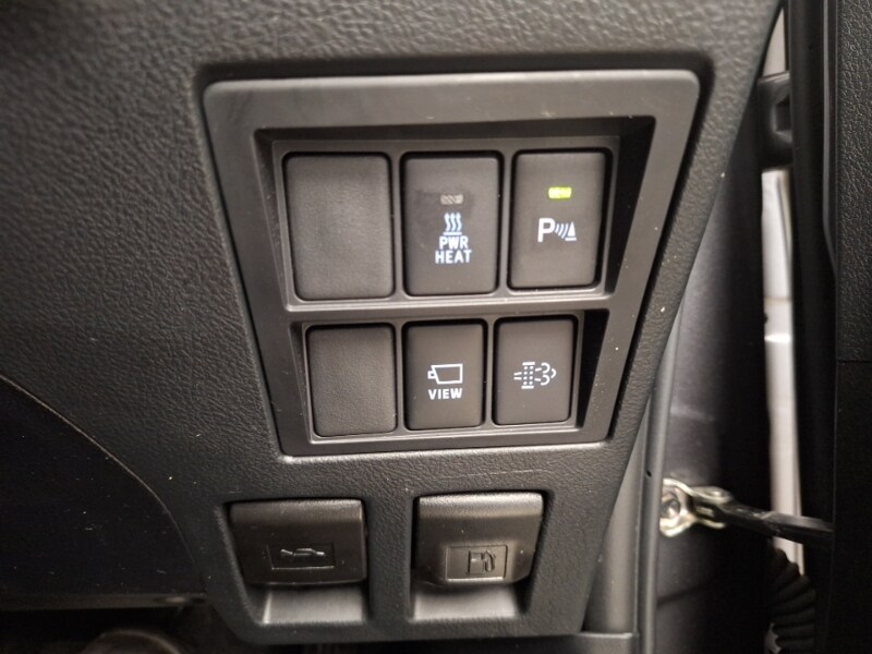 Used Toyota Hilux 2023 for sale - 78093754: Photo 19