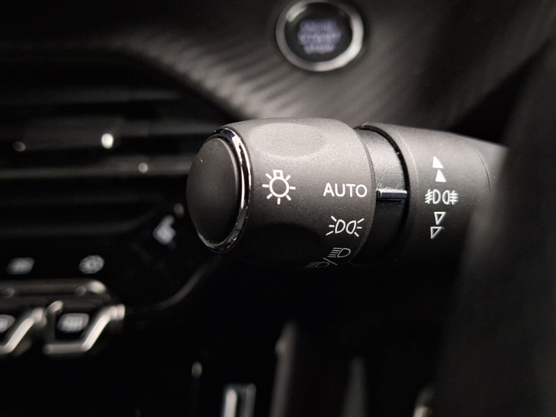 Used Peugeot 2008 2022 for sale - 76465196: Photo 18