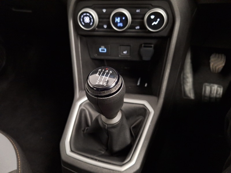 Used Dacia Sandero Stepway 2024 for sale - 77304225: Photo 15