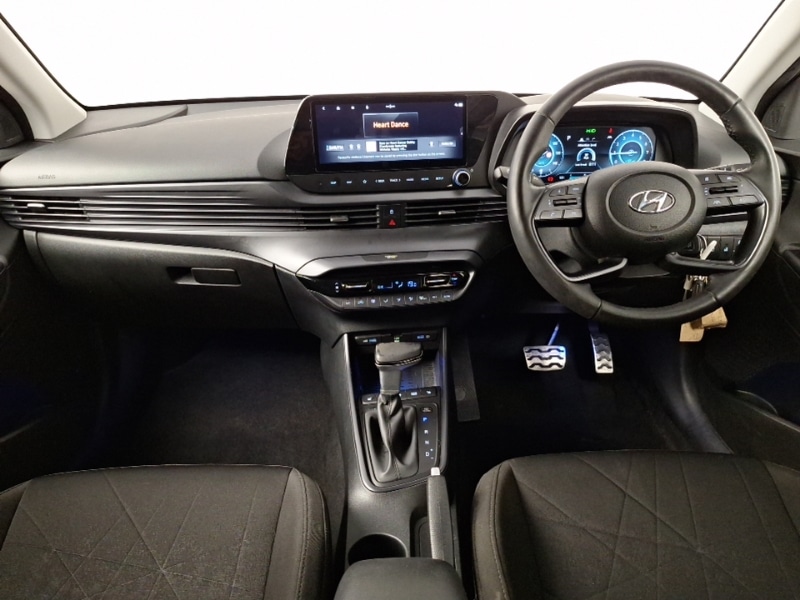 Used Hyundai BAYON 2023 for sale - 76906676: Photo 2