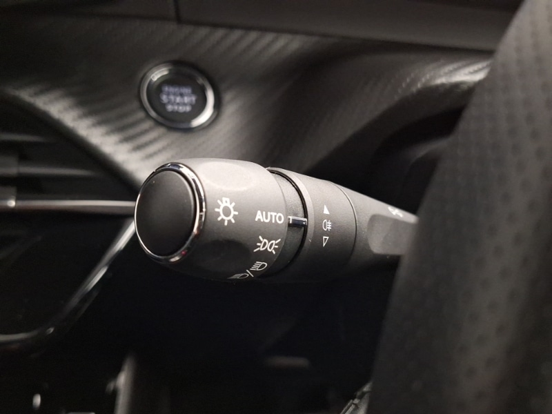 Used Peugeot 2008 2024 for sale - 77149949: Photo 18