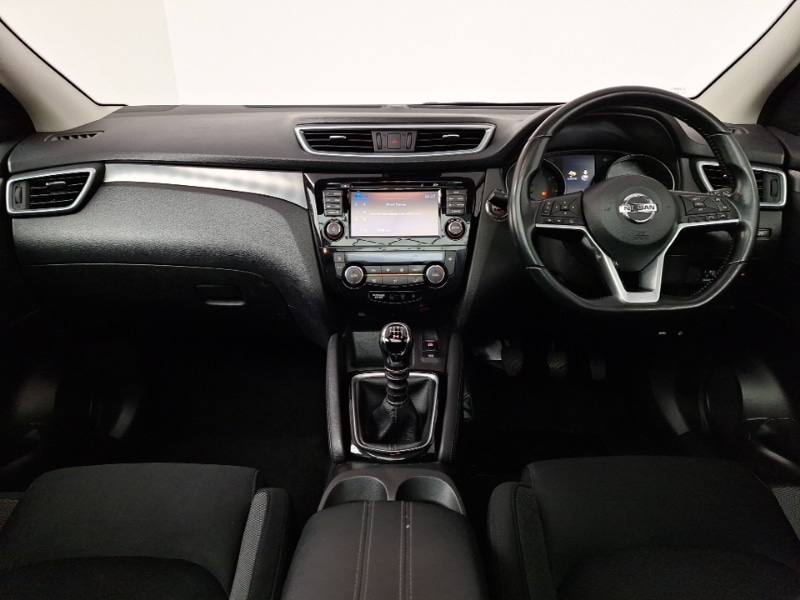 Used Nissan Qashqai 2018 for sale - 76800021: Photo 2