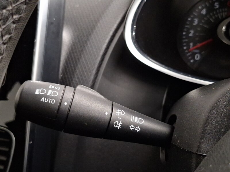 Used Renault Clio 2017 for sale - 77907637: Photo 17