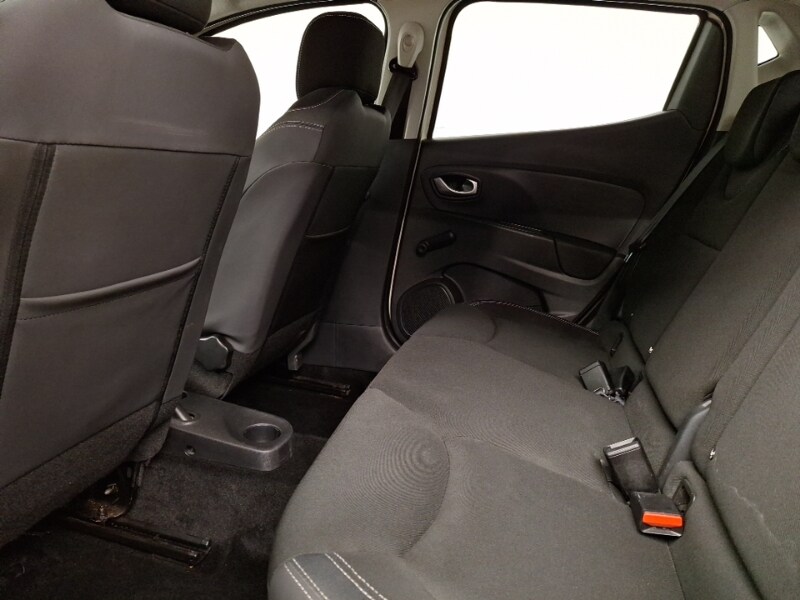 Used Renault Clio 2017 for sale - 77907637: Photo 6