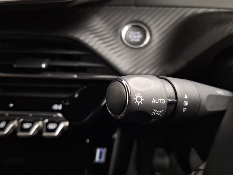 Used Peugeot 2008 2023 for sale - 76785579: Photo 18