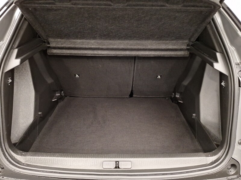 Used Peugeot 2008 2023 for sale - 76785579: Photo 8