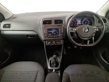 Used Volkswagen Polo 2016 for sale - 75273787: Photo