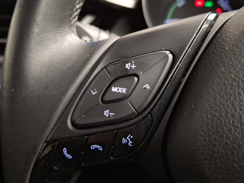 Used Toyota C-HR 2018 for sale - 78079999: Photo 16