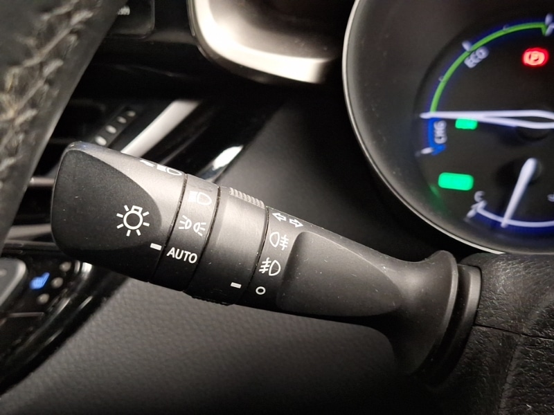 Used Toyota C-HR 2018 for sale - 78079999: Photo 18