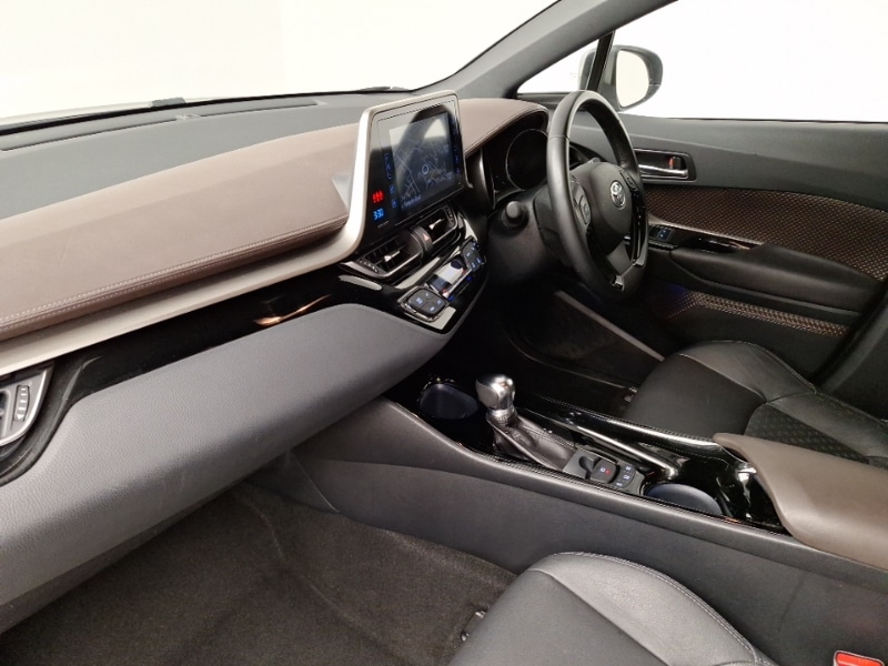 Used Toyota C-HR 2018 for sale - 78079999: Photo 5