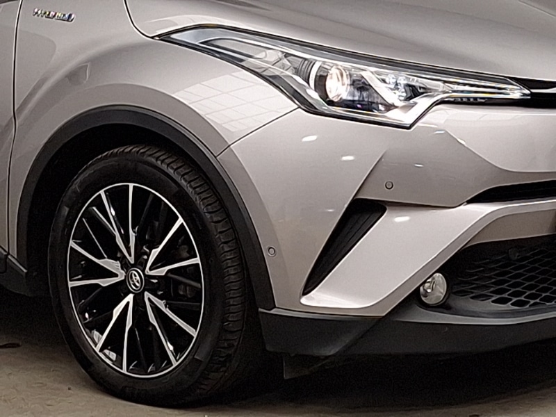 Used Toyota C-HR 2018 for sale - 78079999: Photo 9