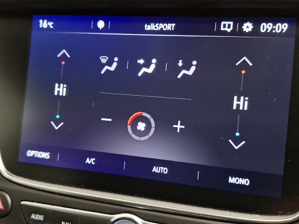 Used Vauxhall Grandland X 2018 for sale - 76301722: Photo 13