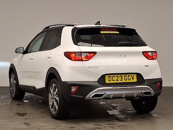 Used Kia Stonic 2023 for sale - 79581283: Photo