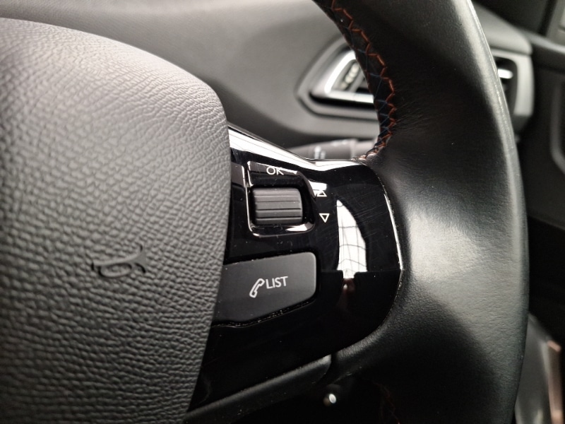 Used Peugeot 308 2019 for sale - 76920302: Photo 16