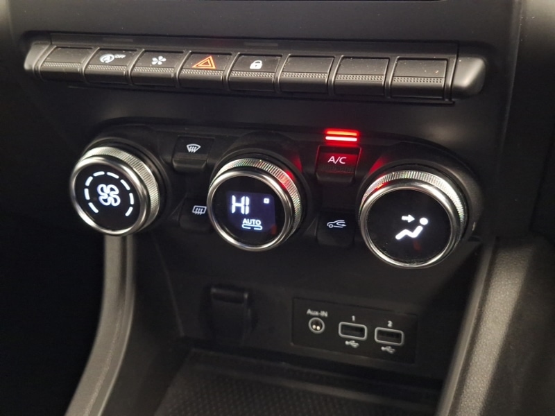 Used Renault Captur 2022 for sale - 76779624: Photo 13