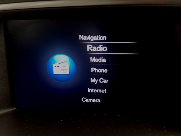Used Volvo V40 2018 for sale - 76275693: Photo 18