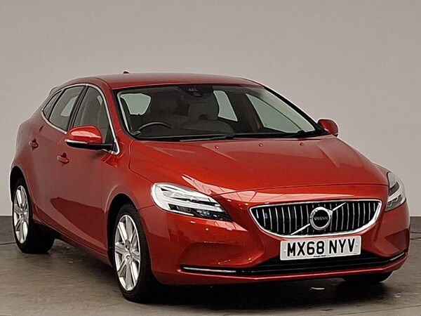 Used Volvo V40 2018 for sale - 76275693: Photo 1