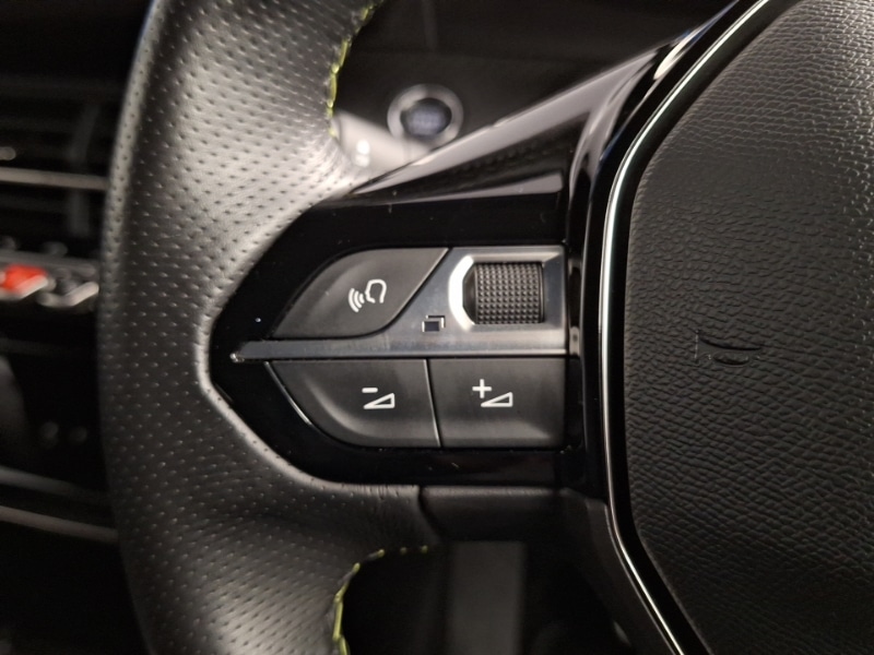 Used Peugeot 2008 2023 for sale - 77922218: Photo 17