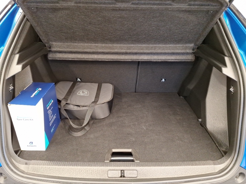 Used Peugeot 2008 2023 for sale - 77922218: Photo 8