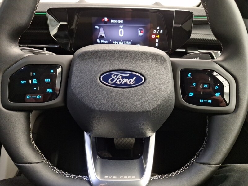 Used Ford Explorer 2024 for sale - 77947852: Photo 19