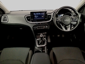 Used Kia Ceed 2023 for sale - 75808071: Photo